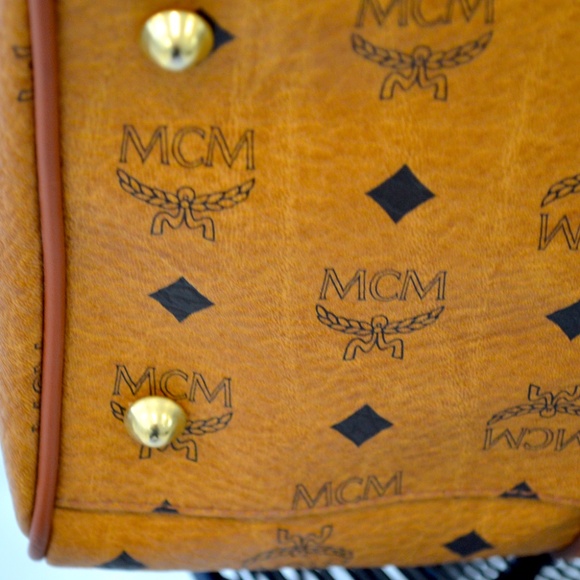 MCM Visetos Congnac Boston Bag Golf Collection Large - Picture 11 of 16